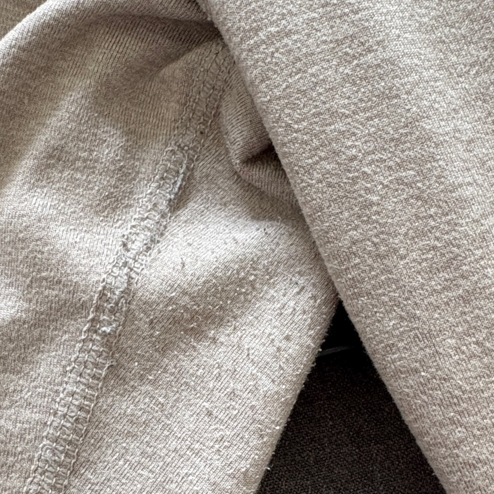 Vuori Women’s Boyfriend Joggers - Picture 14 of 15